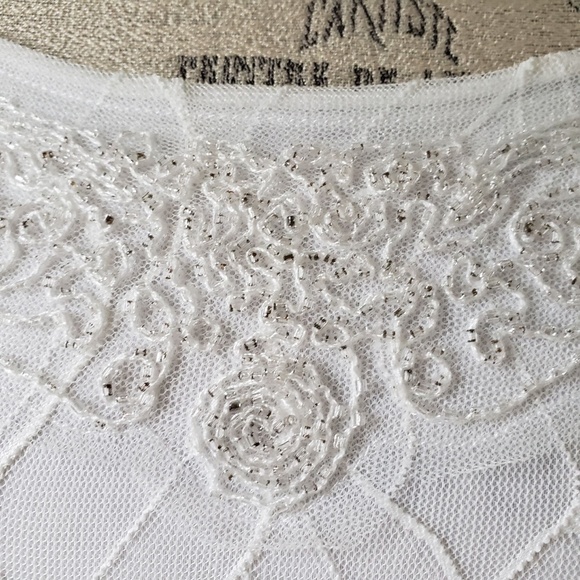 WHITE HOUSE BLACK MARKET TANK TOP W/BEADED MESH OVERLAY:PRE-OWNED SOFT WHITE XXS - Picture 3 of 14